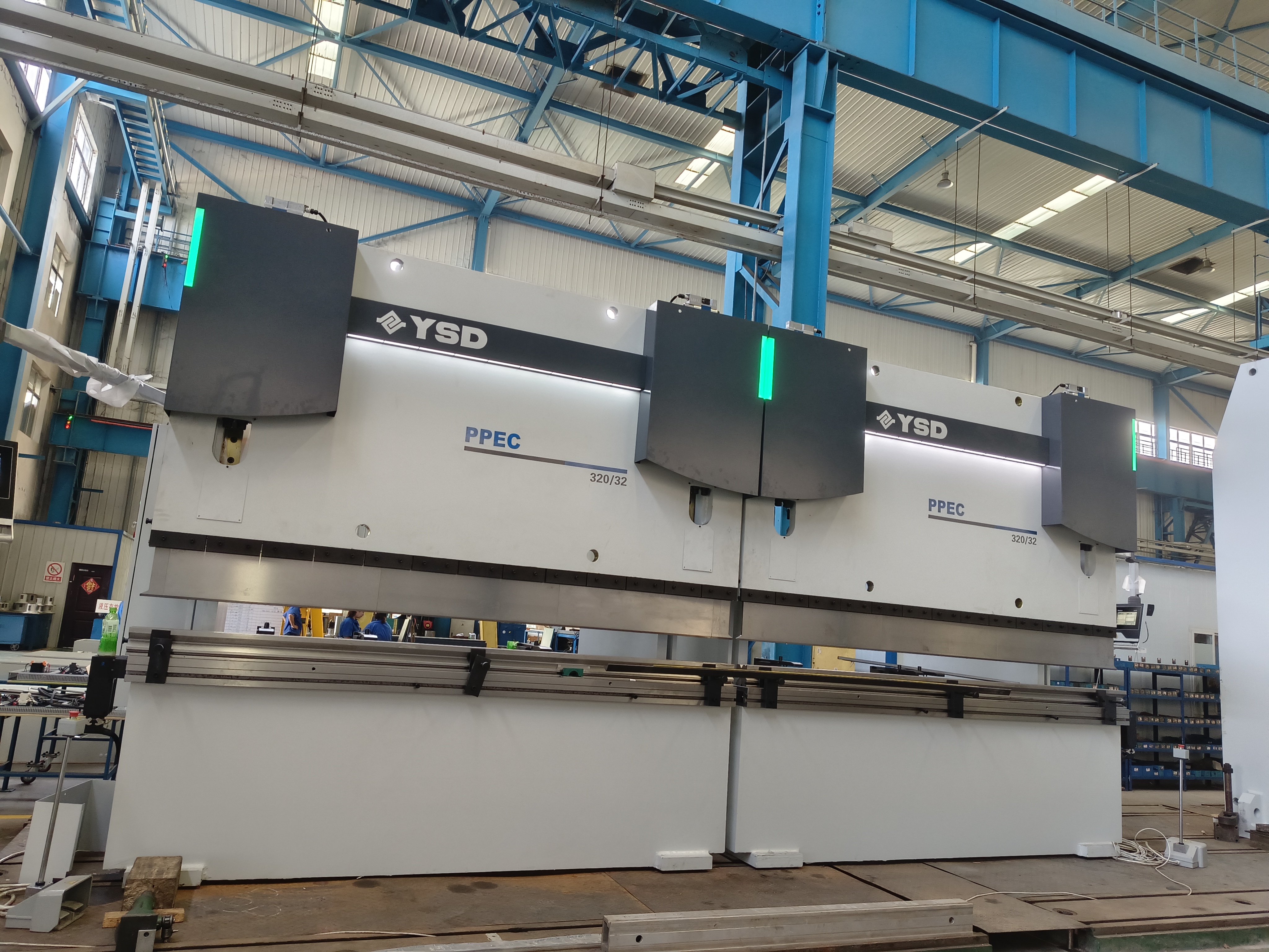 Máy ép thủy lực CNC PPEC